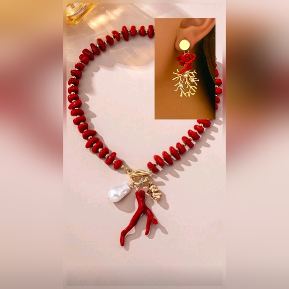 Jewelry - Red Necklace with Gold Accents Set